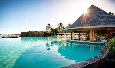 The Swim-Up Bar at Te Moana Tahiti beckons!