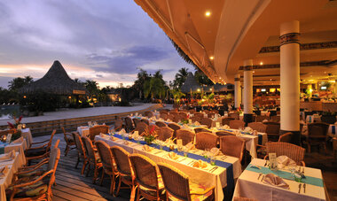 InterContinental Tahiti Resort & Spa InterContinental Tahiti Resort & Spa Tiare Restaurant