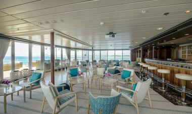 Paul Gauguin Cruise Ship_Restaurant Paul Gauguin; cruise ship; restaurant