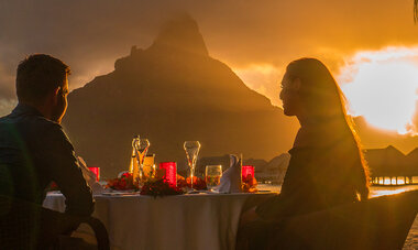 Air Tahiti Nui Honeymoon sunset Bora Veerdonk
