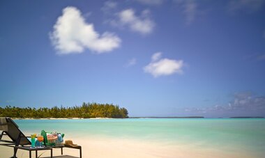 BRANDO_Beach-drinks