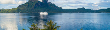 Paul Gauguin; cruise ship 